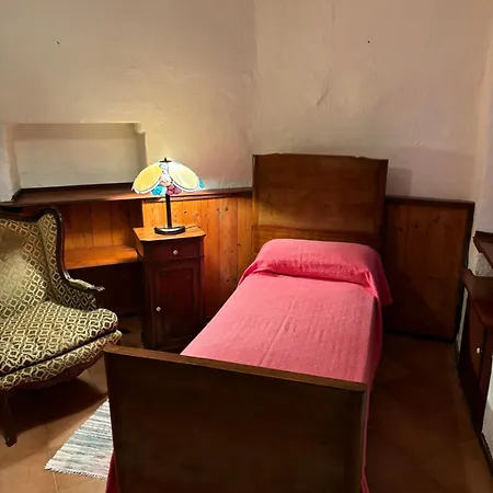 Canton Pasquera Apartment *