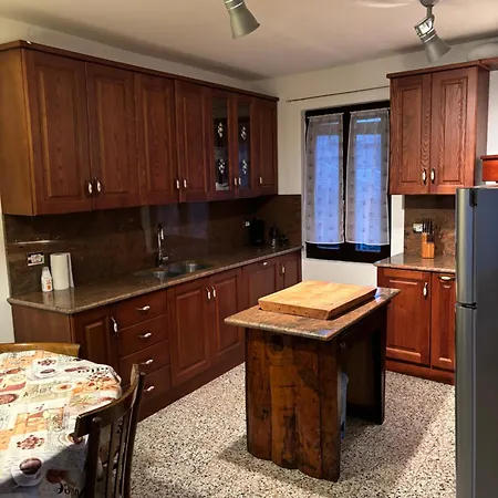 Canton Pasquera Apartment *
